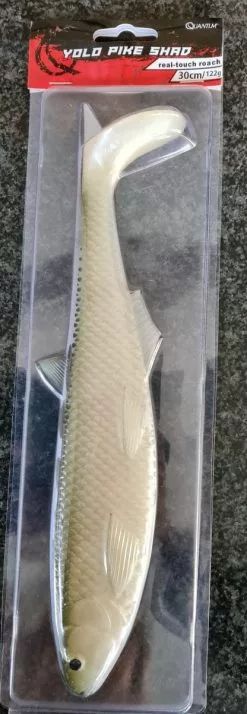 Quantum Shads : YOLO Real-touch Roach 30 Cm – 122 G